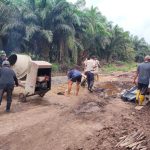 ​Menuju Garis Finis 1 Kilometer: Semenisasi Jalan TMMD Ke-130 Kodim Inhil di Kuala Lemang Tembus 726 Meter